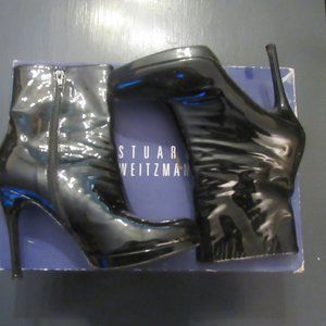 STUART WEITZMAN- Black Patent Leather Ankle Boots ~ Size 9.5